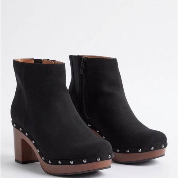 Studded Clog Bootie - Faux Suede Black (WW) - Picture 1 of 1